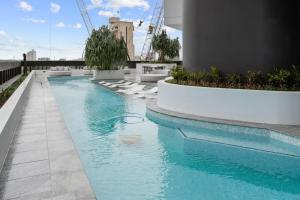 Level 56 CBDs Most Luxurious Apartment 5 Star Exp