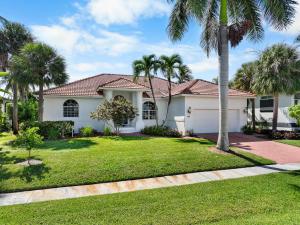 Seaside waterfront home with heated pool and dock - 4hvězdičkové hotely ve městě Marco Island