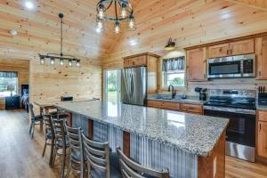 3 Mi to St Lawrence River Spacious Ranch Home