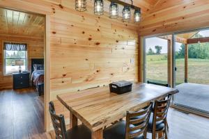 3 Mi to St Lawrence River Spacious Ranch Home