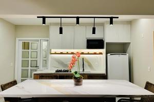 Central Totalmente Reformado 3 Quartos |CURTA178