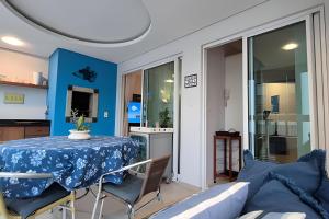 CURTA! |133| Varanda Gourmet | 3 Q. | Perto Praia