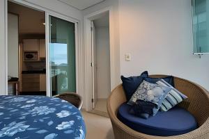 CURTA! |133| Varanda Gourmet | 3 Q. | Perto Praia