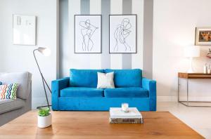 MVR-Corner Unit w Epic Views