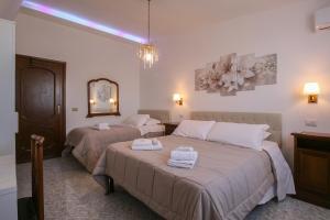 Royal Penthouse - Fiumicino Airport - Three-Bedroom Suite