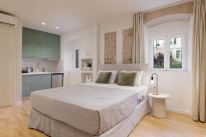 Dousmani Old Town Studio