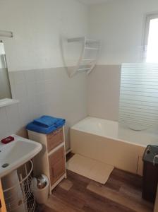 Studio à 10min à pieds des Cures