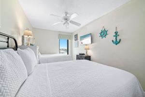 Island Winds West 680