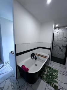 Villas Modern Britain home : photos des chambres