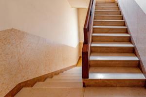 Metro Line, AC, gruppi, CASA WHITE METRO