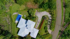 Hacienda Jaguar - by Pura Villas