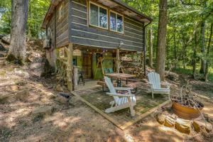 Creekside Retreat with Swimming Hole in Summerville