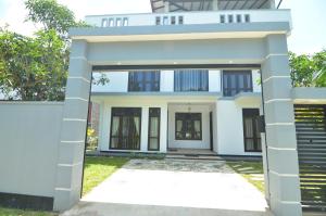 BeeYu River Lodge Weligama