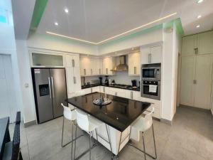 Unique 3 Bedrooms Villa las Palmas 41
