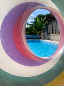 Sejours chez l'habitant Chambre spacieuse, piscine : photos des chambres
