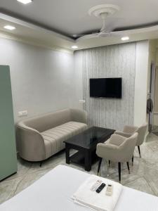 Modern studio apartment