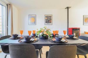 Maisons de vacances L-Orangerie, Maison moderne avec jardin : photos des chambres