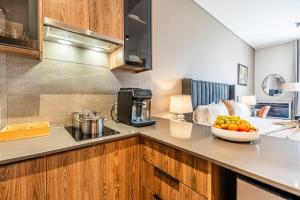 Menlyn Luxury Studio KingBed XL Free Parking 137