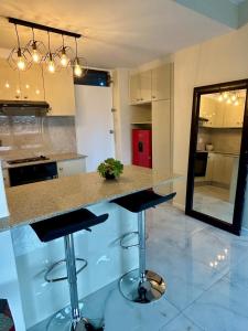 104 Sea Point Retreat