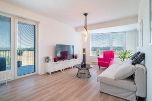 Modern beautiful apartment close to the center