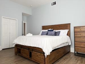 Haynies Home - Apartments in Evansville