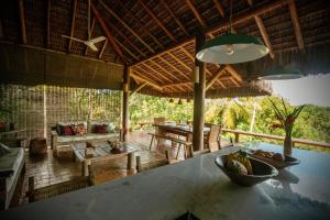 Bangalo Espelho Outeiro vista mar