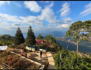 Dara Homestay, Charkhole