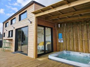 Maisons de vacances Tiny House avec Spa privatif : photos des chambres