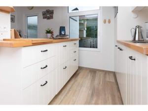 Renesse Holiday Home w Fireplace