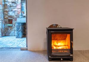 Granite Forest Chalet