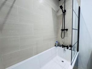 Stylish & Cosy 2 bedrooms Mews