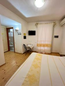 Note Sulla Piazza img30