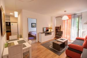 Sekula's City Center Apartment