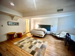 Comfortable private room near UBC-B