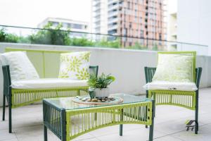 Waterloo Shopping and Entertainment Apartment