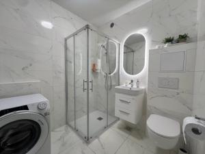 Designer City Oasis with Garden