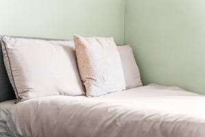 FREE Parking-FAMILIES-COMFORTABLE