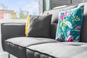 FREE Parking-FAMILIES-COMFORTABLE