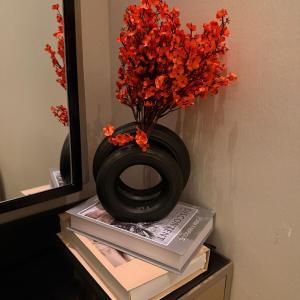 Apartment with a room and a hall in a special location