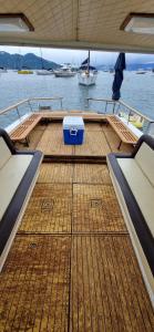 Passeio de Lancha em Ilhabela