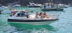 Passeio de Lancha em Ilhabela