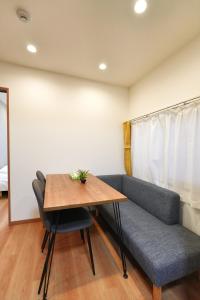 BSY201 Walk to Ueno, 2BR Family Home, Sleeps 4