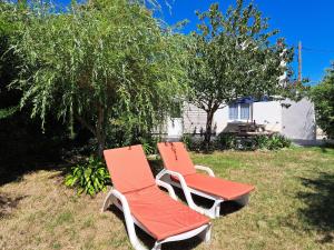 Maisons de vacances Holiday Home in Cleder near Amiets Beach : photos des chambres