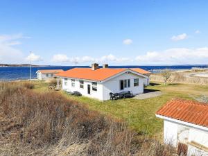 10 person holiday home in Farsø-By Traum