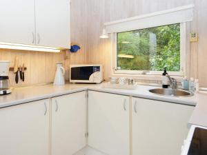 6 person holiday home in Fårvang-By Traum