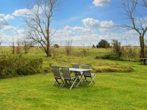 6 person holiday home in Grenaa-By Traum