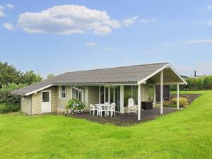 6 person holiday home in Brenderup Fyn-By Traum
