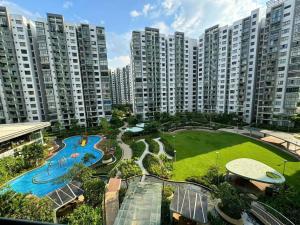 Căn hộ 2PN 2WC đầy đủ tiện nghi tại Emerald Celadon Tân Phú