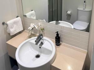 Parkview Studio at Harbour Lights