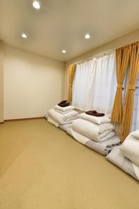 BSY302 Iriya 4 Min, Open-Plan Japanese Room, Sleeps 4